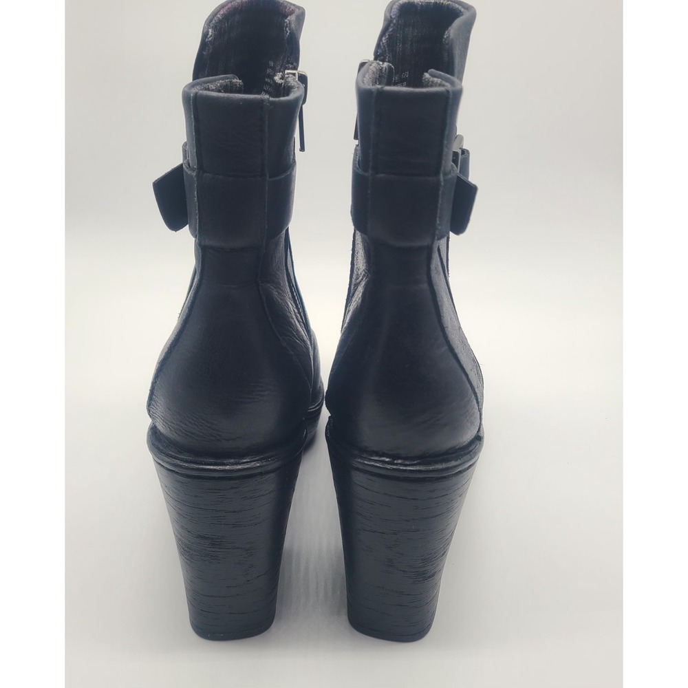 Born Platform Black Leather 10 Chunky Heel Biker Moto Booties Bratz Whimsigoth - Picture 5 of 7